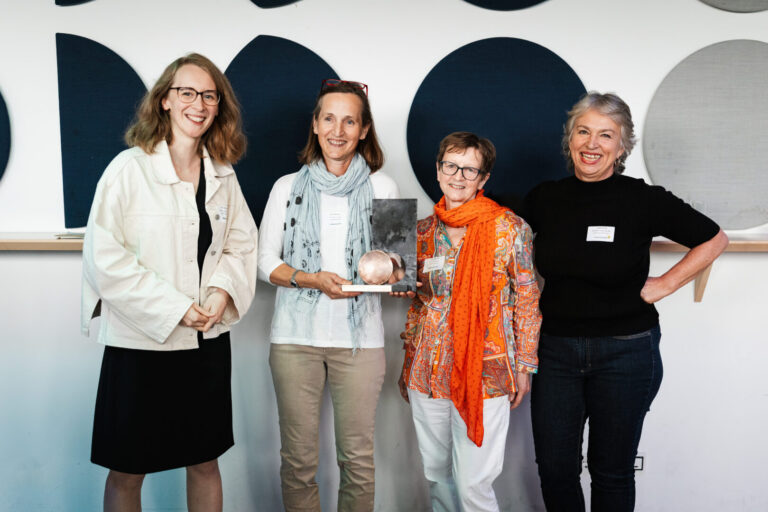 „Zukunftsinitiative Land(wirt)schaft“ gewinnt den Sepp-Daxenberger-Preis 2025